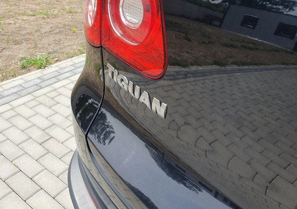Volkswagen Tiguan cena 29500 przebieg: 194000, rok produkcji 2008 z Kostrzyn małe 704
